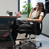 Durrafy Chaise Bureau, Chaise de Bureau Ergonomique avec Roullettes, Fauteuil Bureau Appuie-Tête et Accoudoir Réglables,Maille Respirante, Support Lombaire Réglable, Chaise Ergonomique Roulement 150KG
